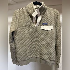 Womens size Small Patagonia quilted jacket